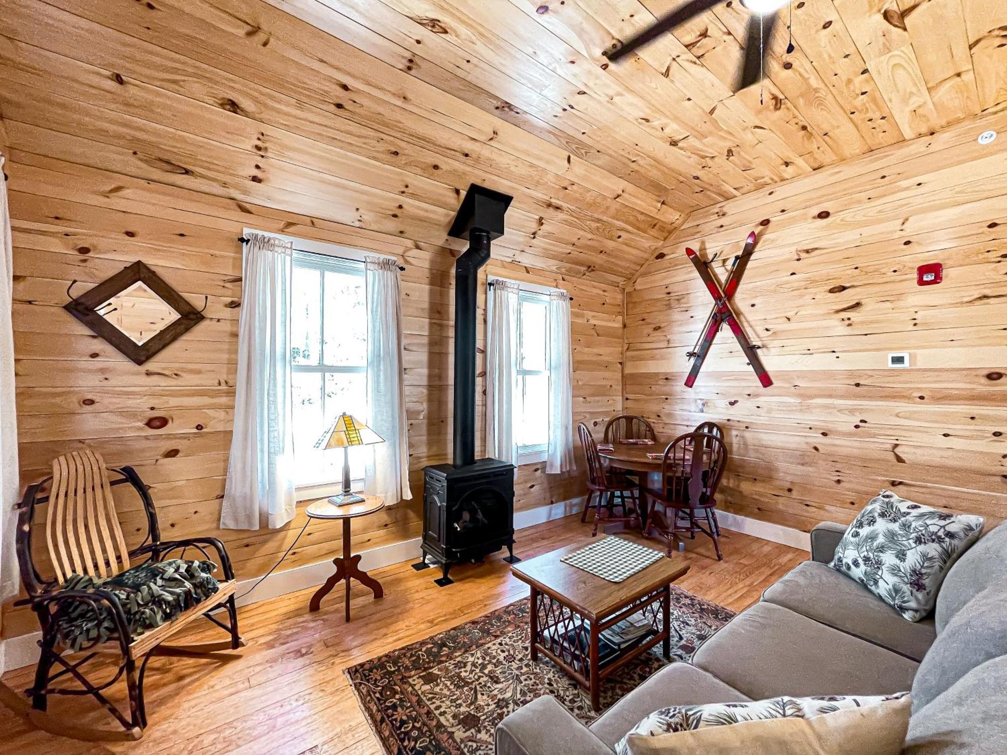 Hotel White Pine Camp à Paul Smiths Chambre photo